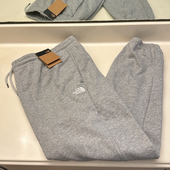 The North Face Women’s Joggers Pants - Picture 1 of 5
